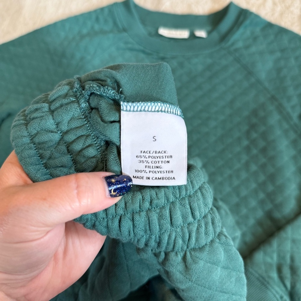 Van Winkle & Co quilted lounge set - Picture 4 of 13